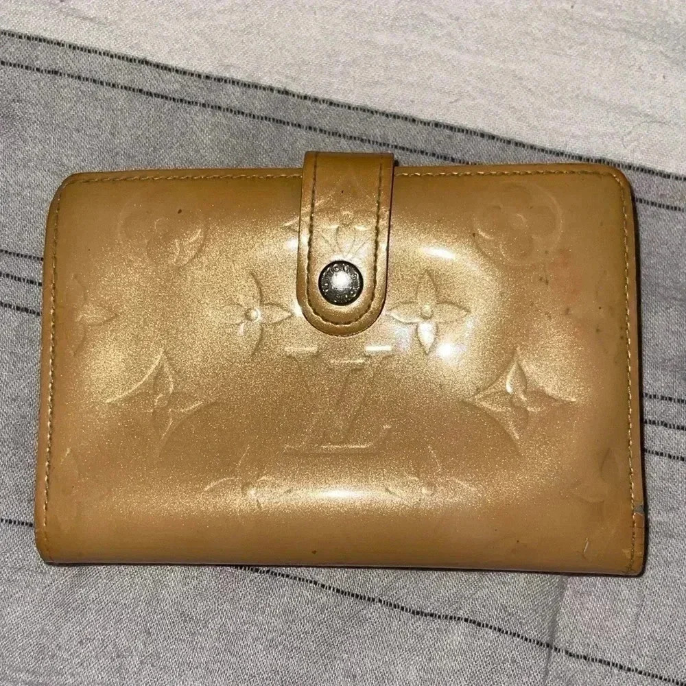 Louis Vuitton Tan Monogram Vernis Compact Wallet